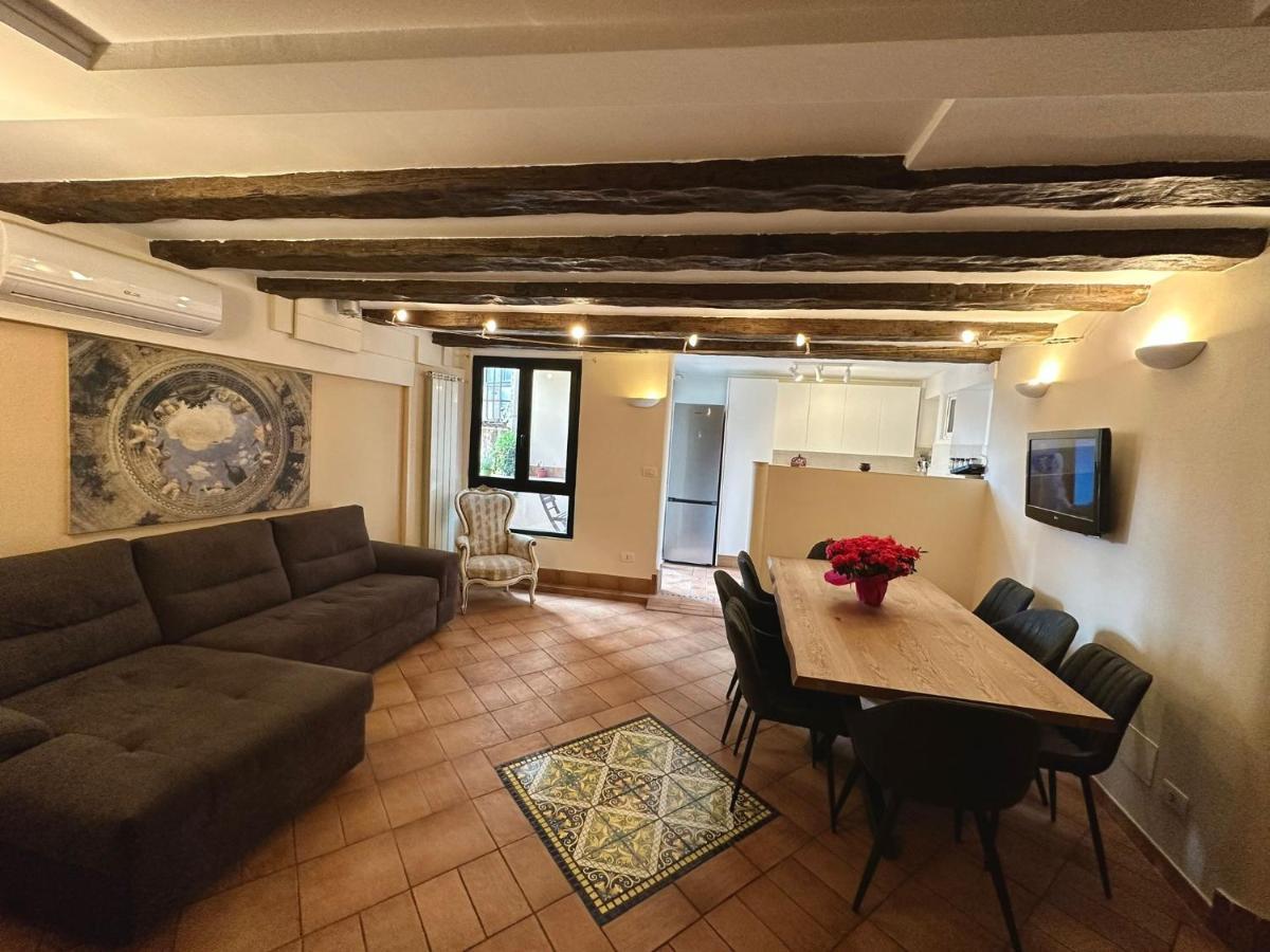 La Maison Di Trastevere Рим Экстерьер фото