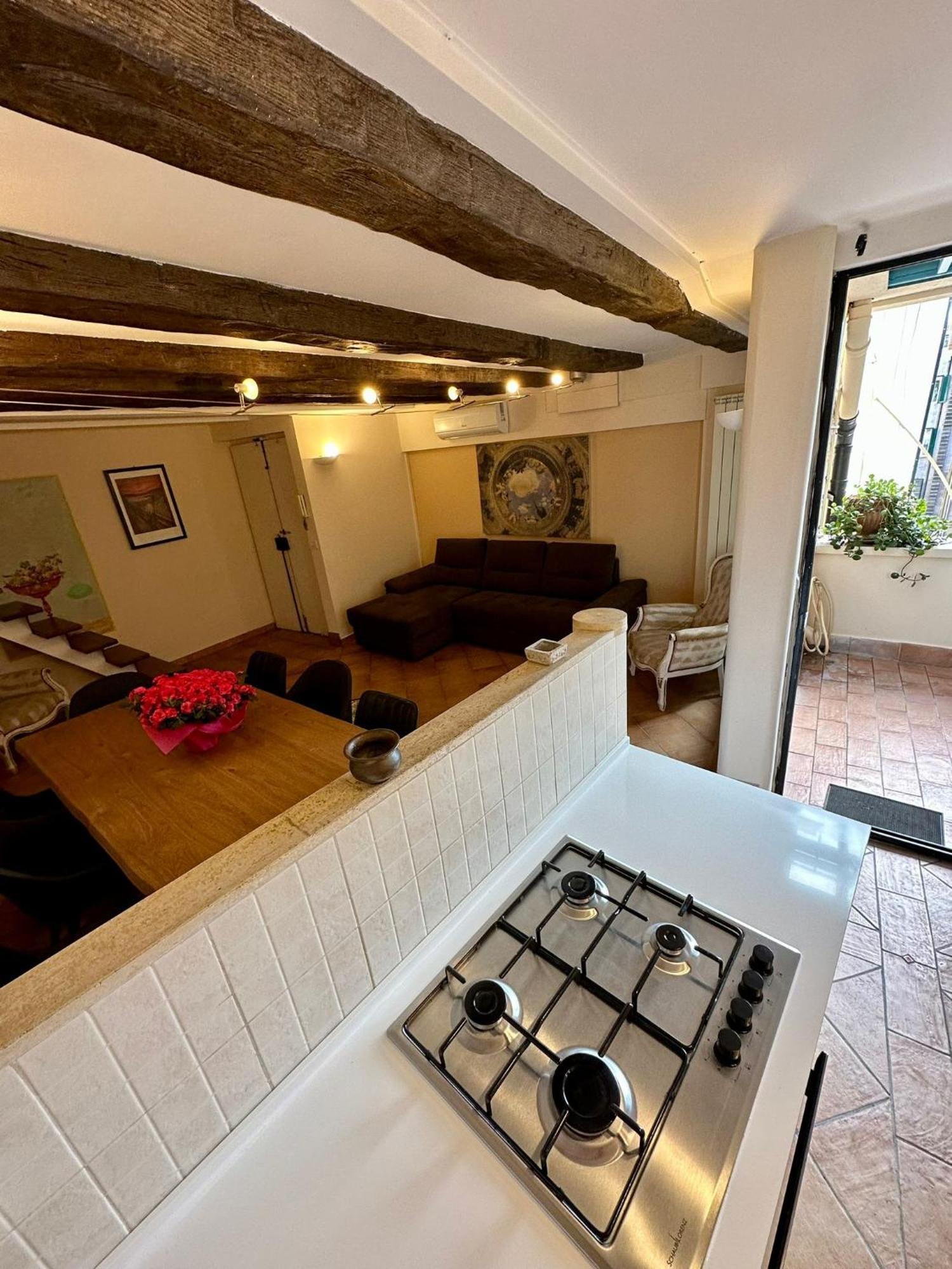 La Maison Di Trastevere Рим Экстерьер фото