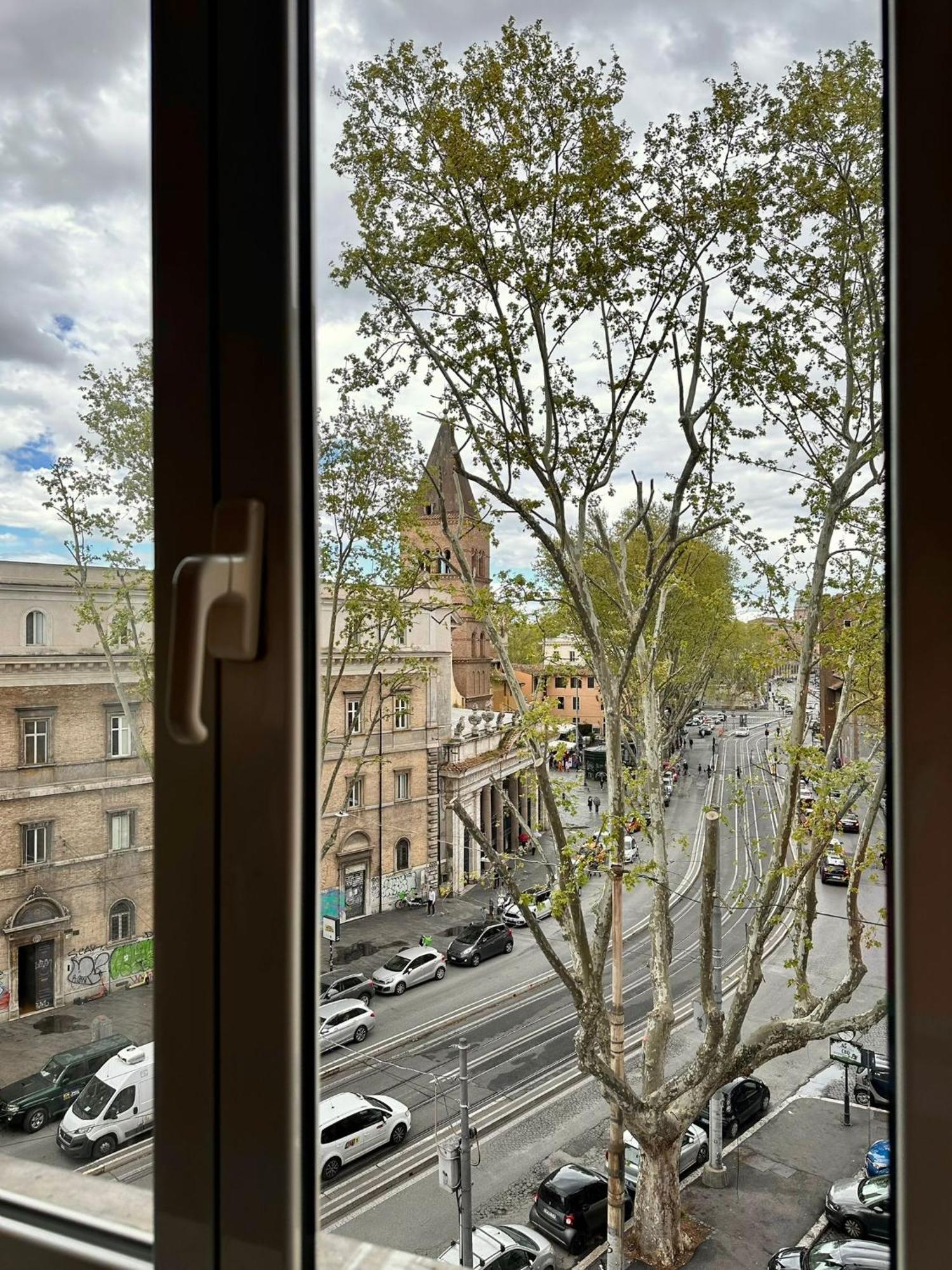 La Maison Di Trastevere Рим Экстерьер фото